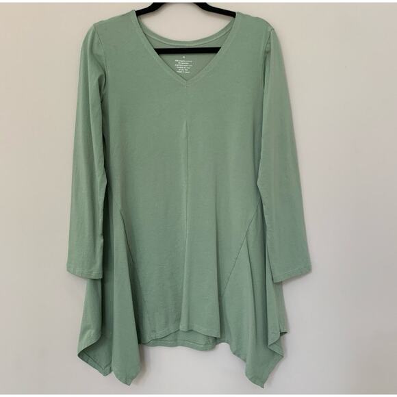 Reseller Bundle - size MEDIUM sweaters and tops - Picture 6 of 8